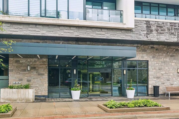 Property Photo: 3018 Yonge Street 606 ON M4N 2K4