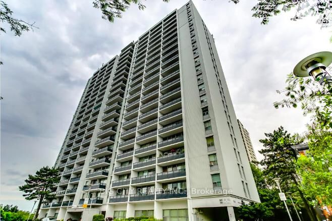 Property Photo: 70 Cambridge Avenue 8 ON M4K 2L5