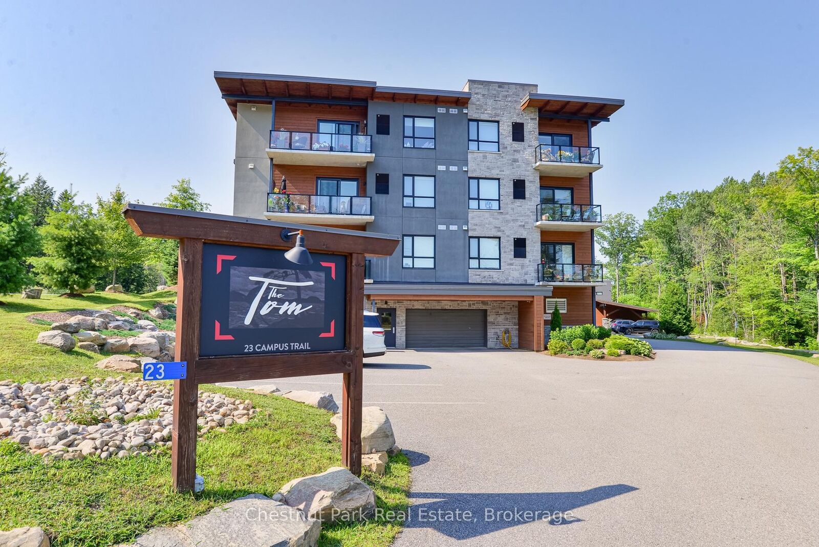 Property Photo:  23 Campus Trail 101  ON P1H 0G1 