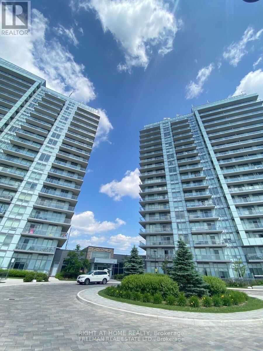 Property Photo:  4699 Glen Erin Drive E  ON L5M 2E5 