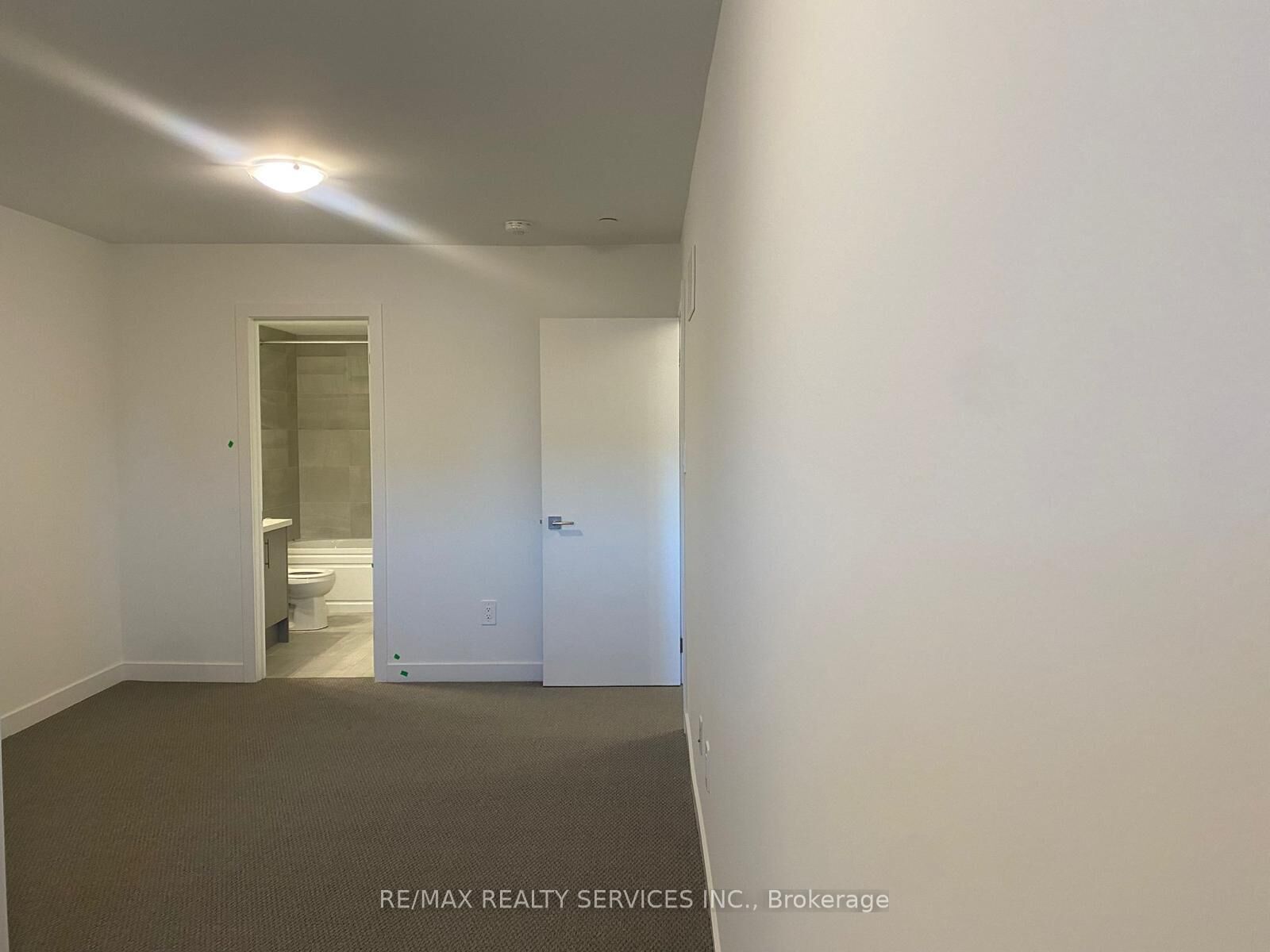Property Photo: 5 Romily Avenue 5 ON L7A 5L8