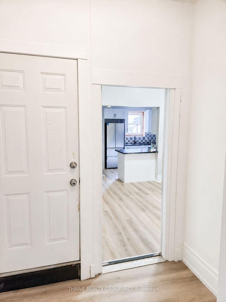 Property Photo:  261 Clarence Street  ON N6B 2K2 