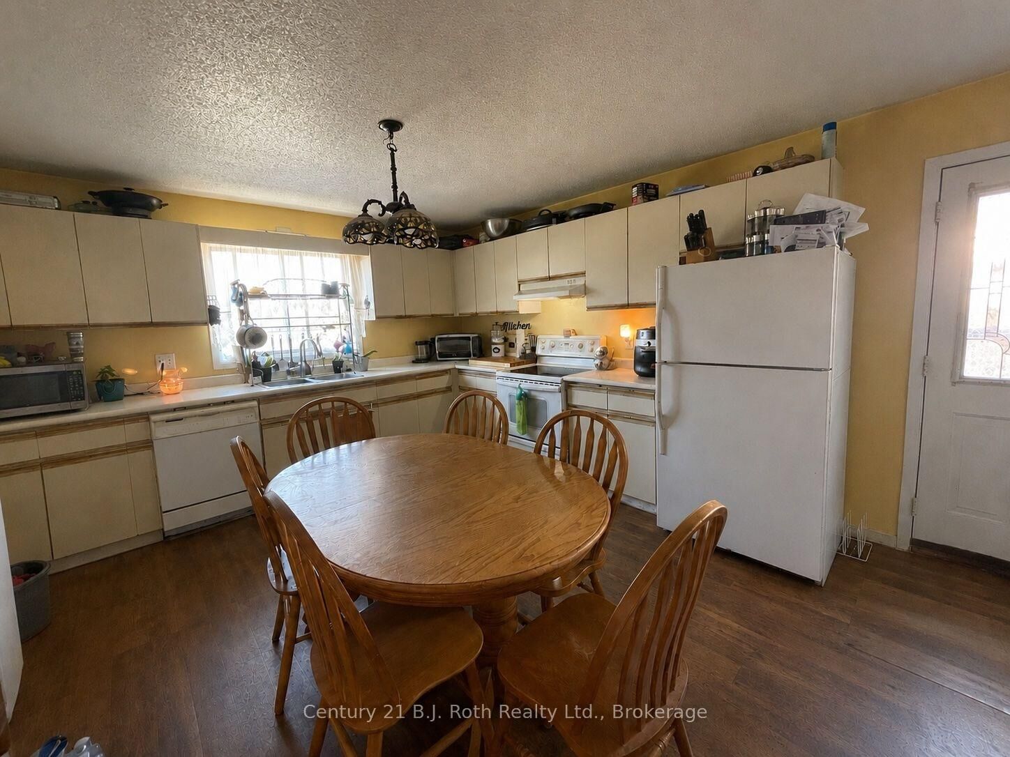 Property Photo: 59 Therrien Court ON L9M 1P6