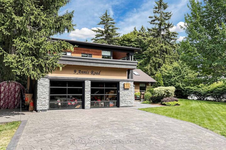 Property Photo: 9 Annis Road ON M1M 2Y8