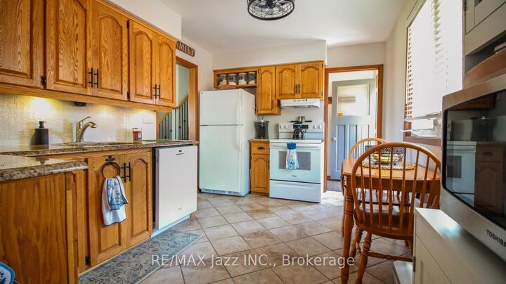 Property Photo: 330 Nipigon Street ON L1J 4N9