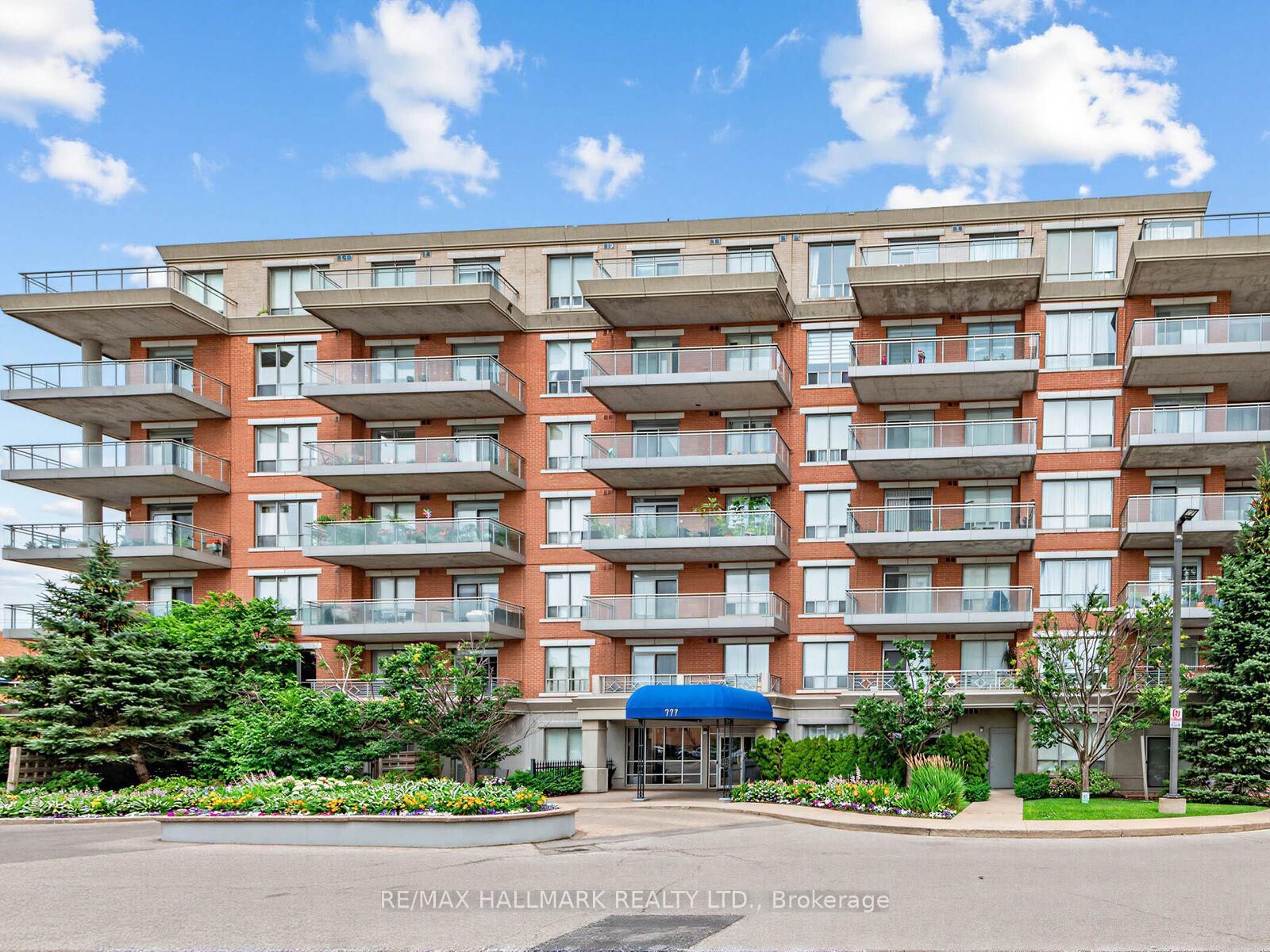 Property Photo:  777 Steeles Avenue W Lph3  ON M2R 3Y4 