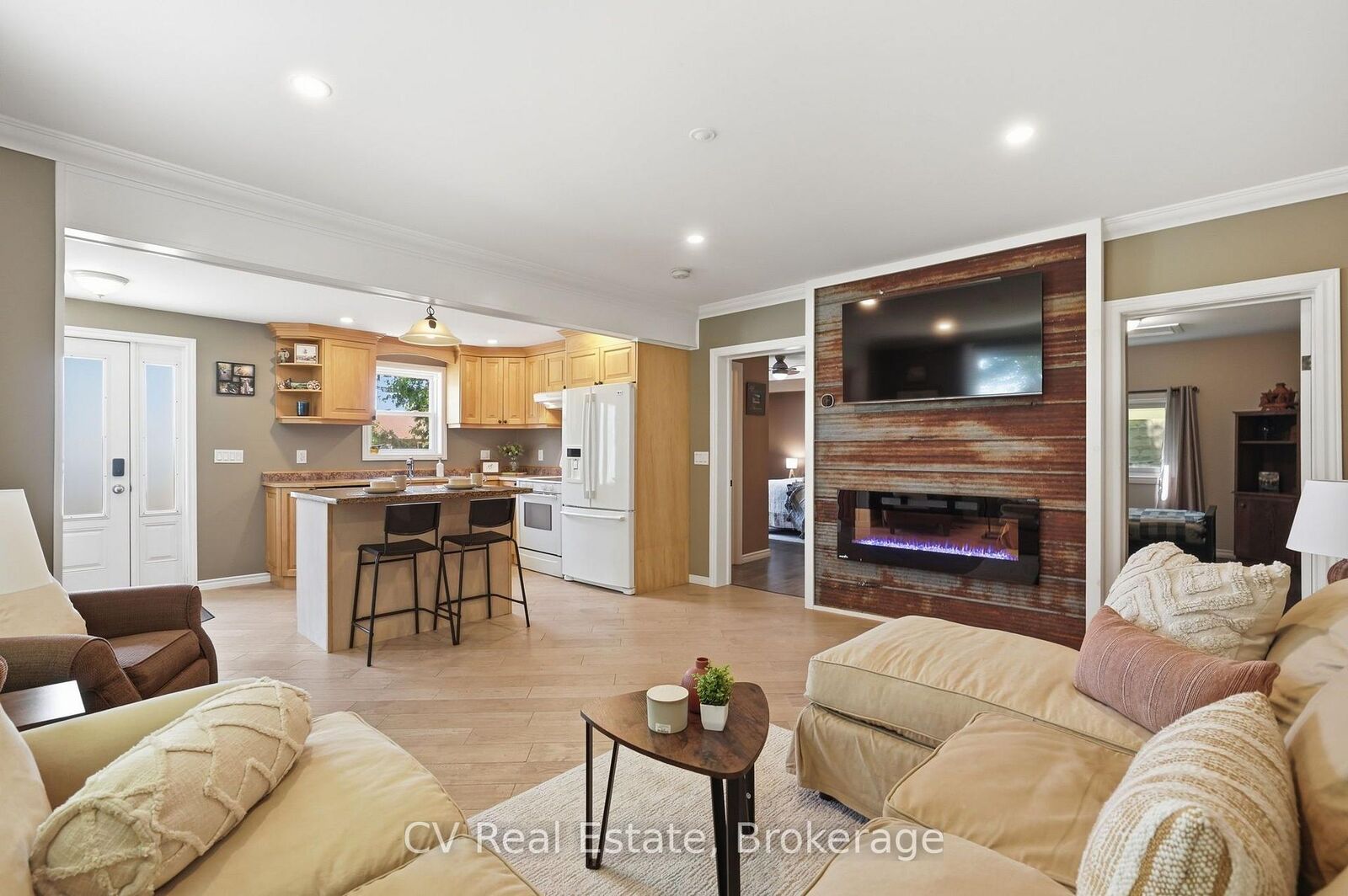 Property Photo:  309 High Street  ON P0C 1H0 