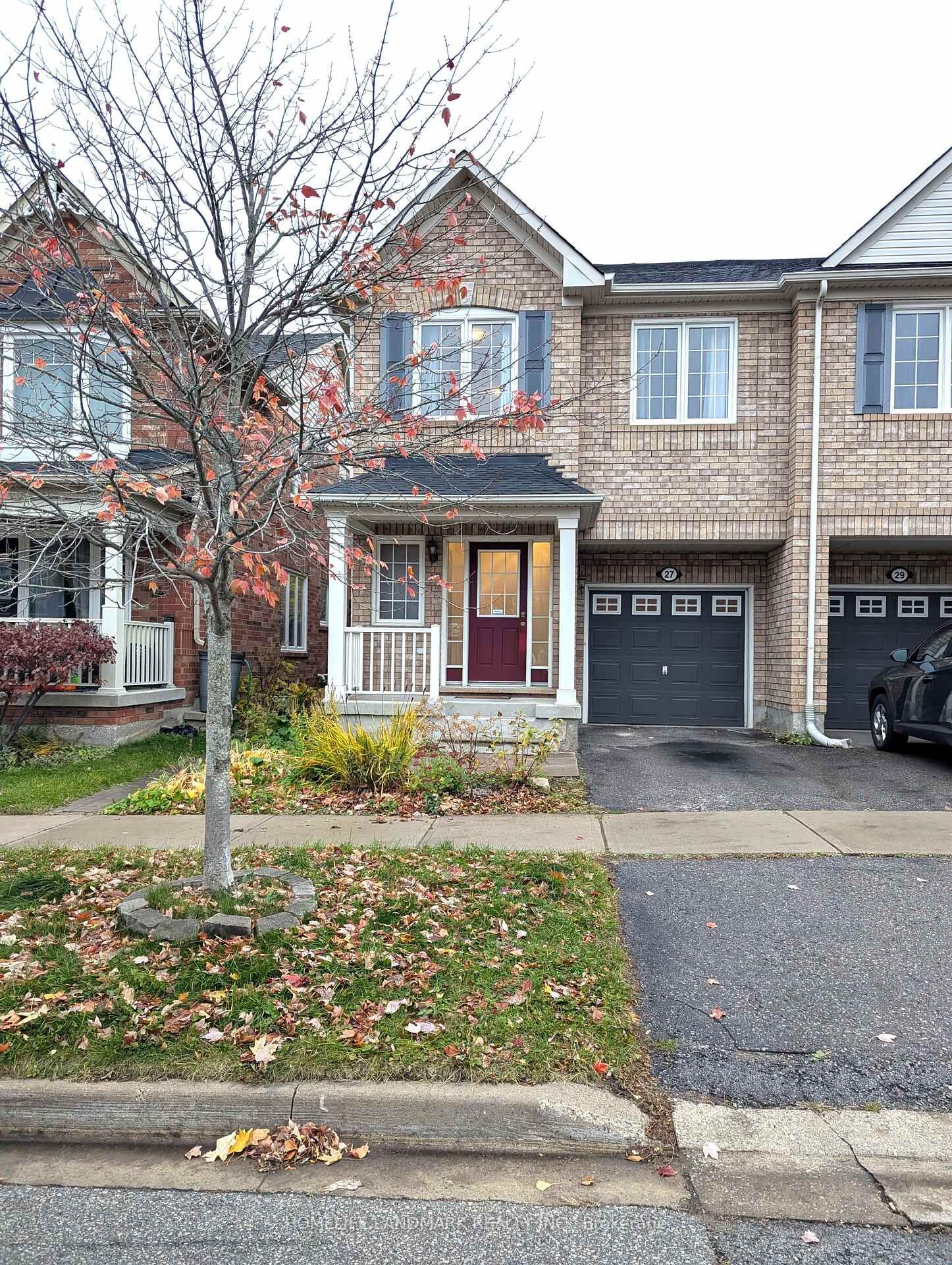 Property Photo:  27 Walter Sangster Road  ON L4A 0J5 