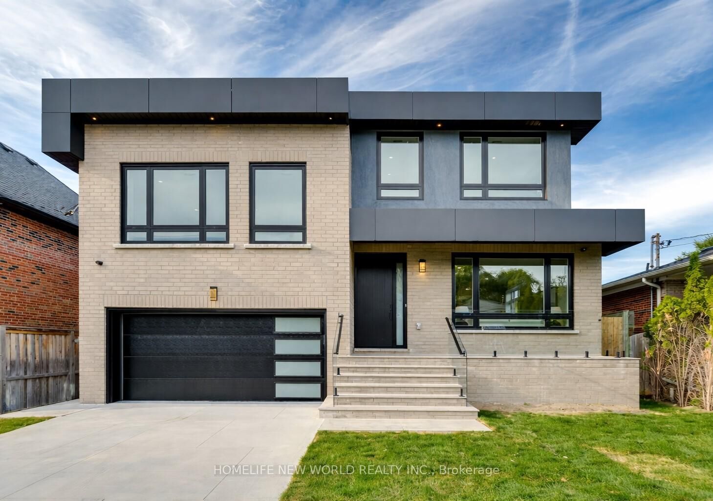 Property Photo: 150 Viewmount Avenue ON M6B 1T7