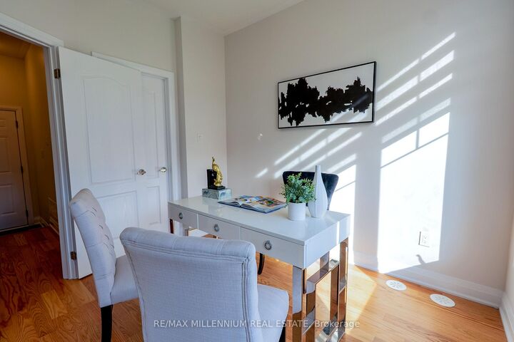 Property Photo: 25 Lipscott Drive ON L7C 4J7