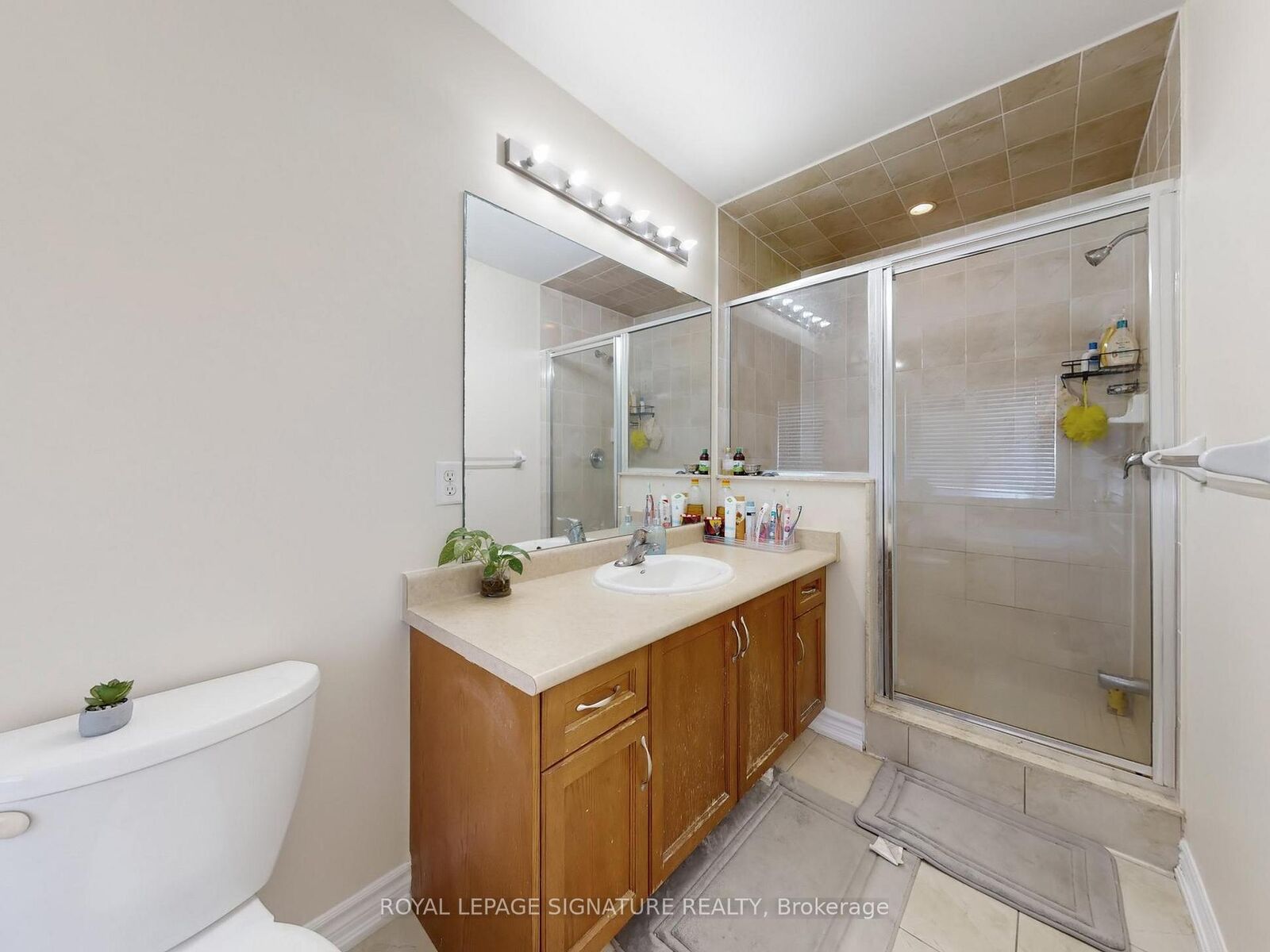 Property Photo: 30 Walbrook Road ON L6X 4N4