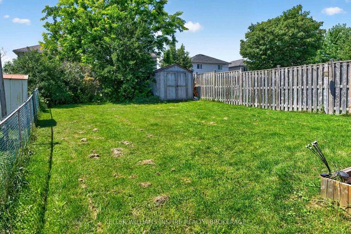 Property Photo:  26 Clifford Street  ON K7N 1Y6 