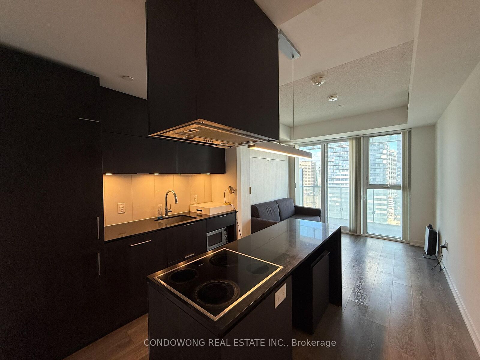 Property Photo: 15 Lower Jarvis Street 1909 ON M5E 0C4