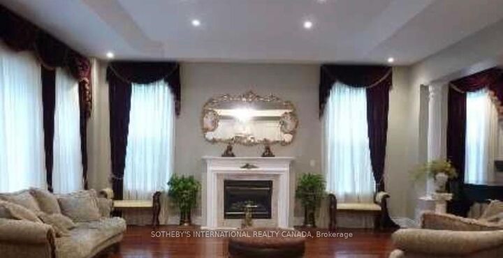 Property Photo: 5 Helen Avenue ON L4J 1J6