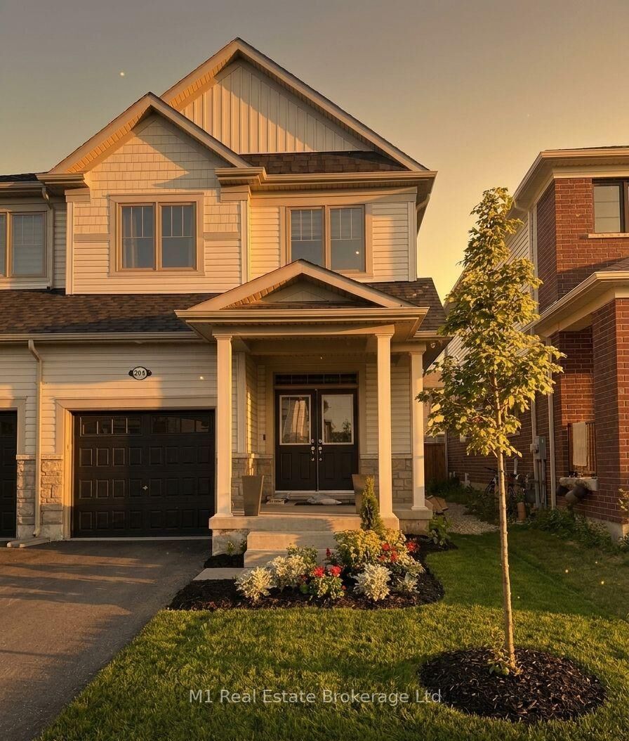 Property Photo:  204 Elliot Avenue W  ON N1M 0J2 