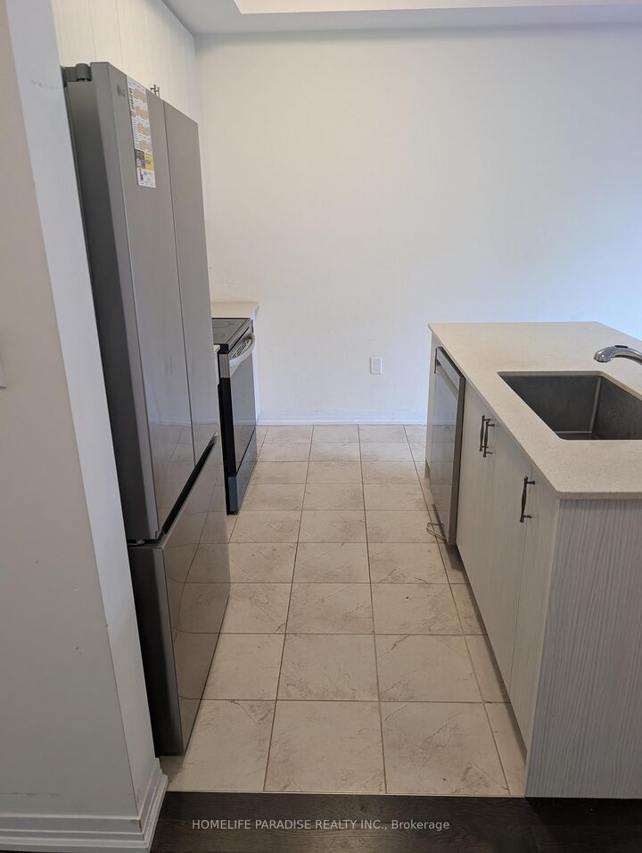Property Photo:  15 Blacklock Street E 3  ON N1S 0E6 