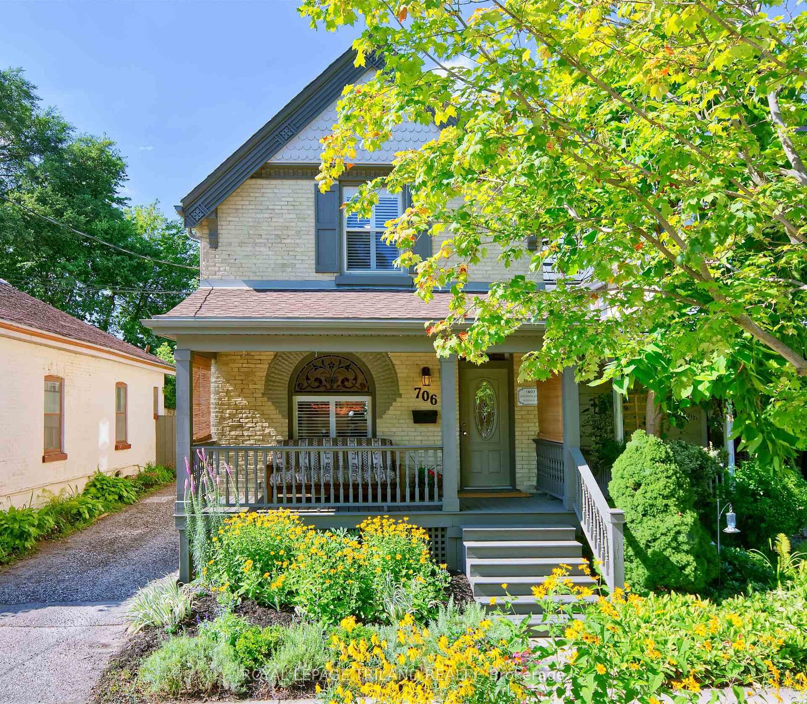 Property Photo:  706 Princess Avenue  ON N5W 3M3 