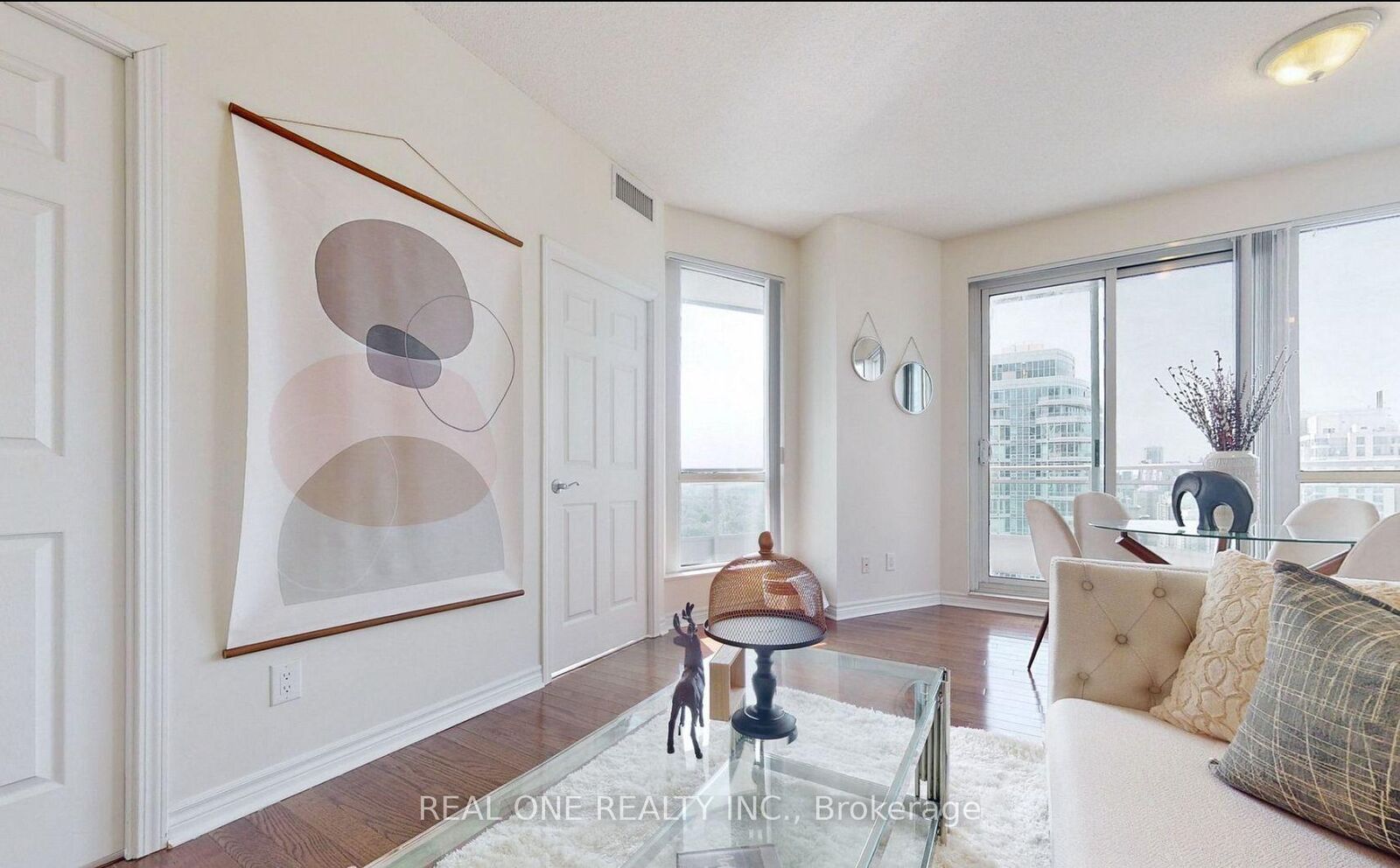 Property Photo:  18 Holmes Avenue 2303  ON M2N 0E1 