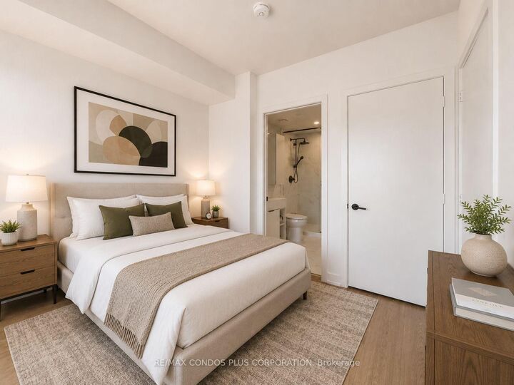 Property Photo: 108 Peter Street 2101 ON M5V 0W2