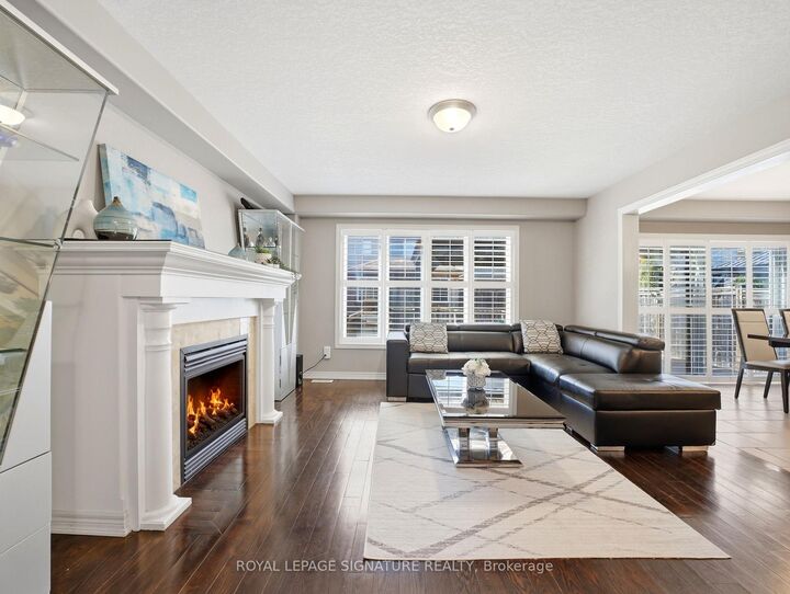 Property Photo:  98 Willow Lane  ON L3M 5P7 