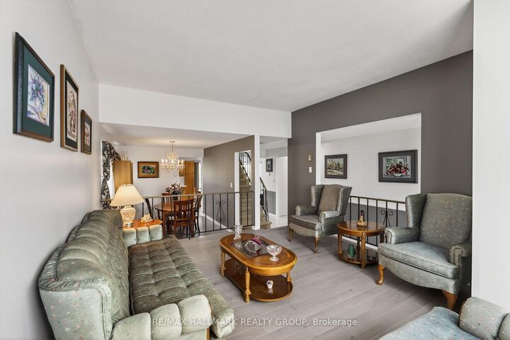 Property Photo: 1463 Kamouraska Circle ON K1C 3J1
