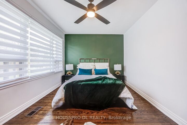 Property Photo: 49 Bowerbank Drive ON M2M 1Z9