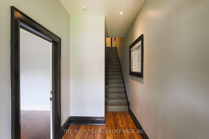 Property Photo:  672 Broadview Avenue Main  ON M4K 2P1 