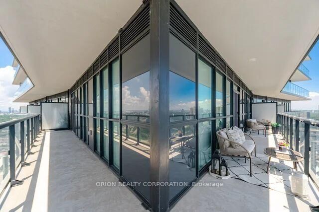 Property Photo: 38 Annie Craig Drive 3605 ON M8V 0A8