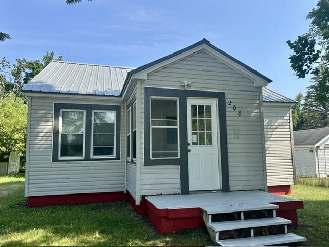 Property Photo: 208 Byron Street MI 49721