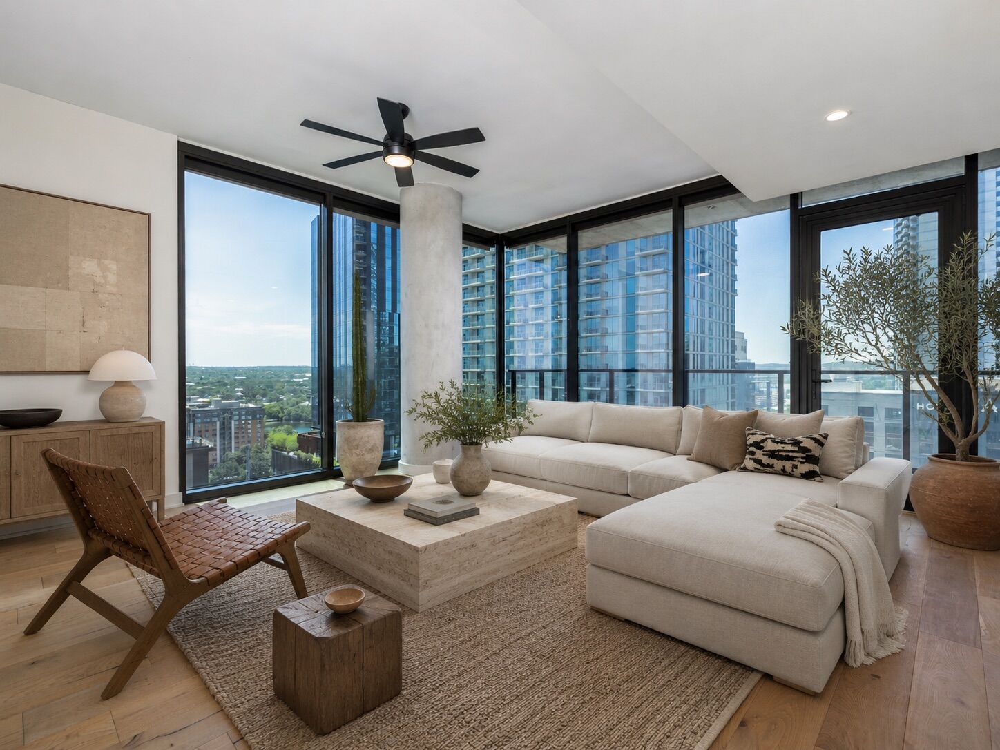 Property Photo:  84 East Avenue 1609  TX 78701 