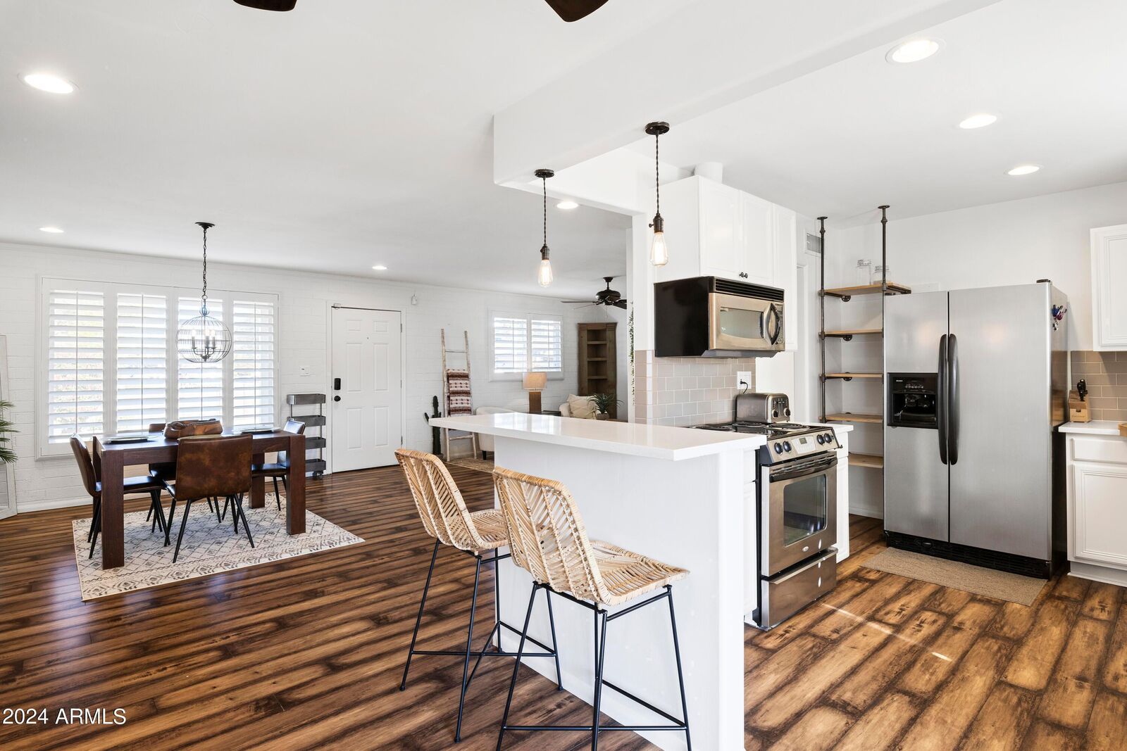 Property Photo: 6719 E 2nd Street AZ 85251