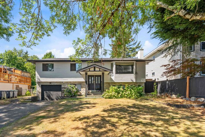 9223 134 Street — photo 1