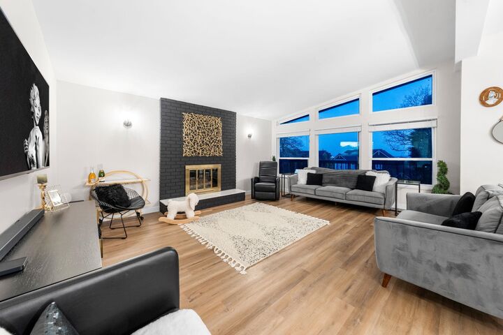 Property Photo: 2131 Fraserview Drive BC V5P 2N2