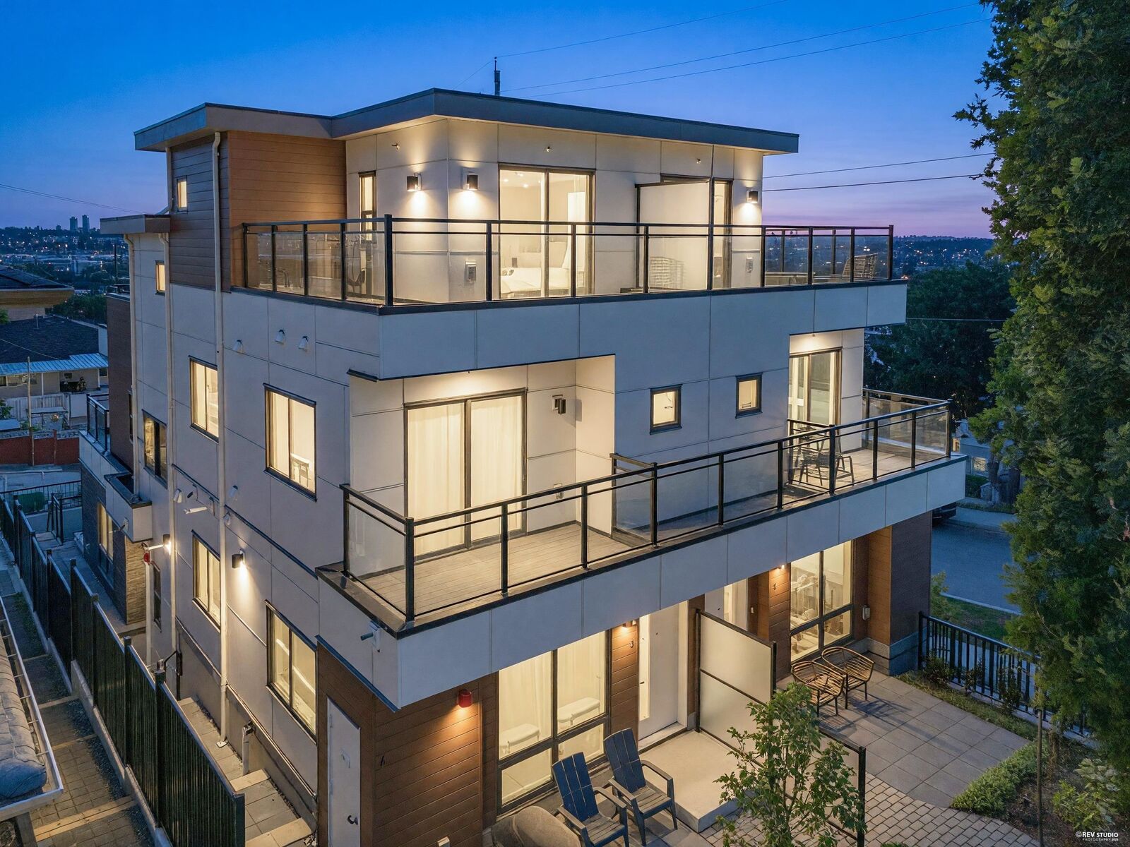 Property Photo: 3800 Pender Street 4 BC V5C 2L5
