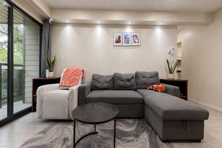 Property Photo: 10560 154 Street 306 BC V3R 8A3