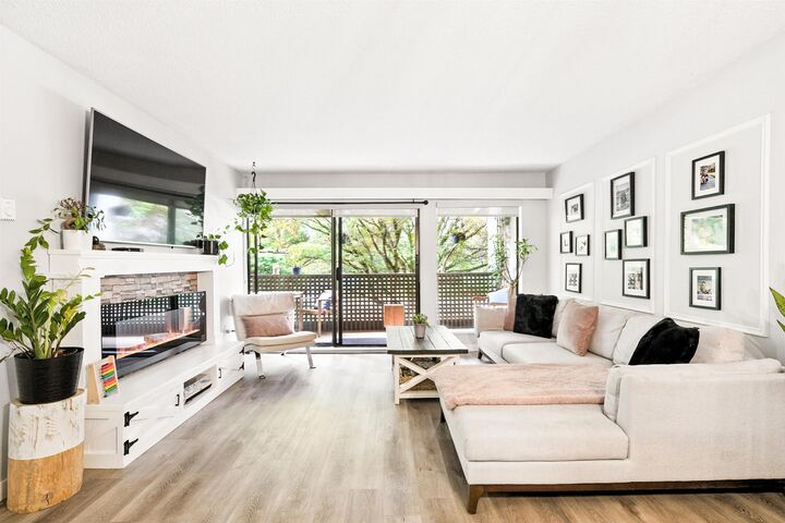 Property Photo: 1955 Woodway Place 212 BC V5B 4S5
