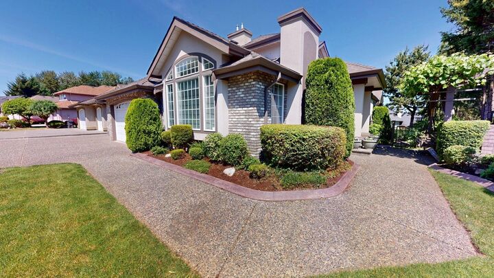 Property Photo: 32767 Chilcotin Drive BC V2T 5S5