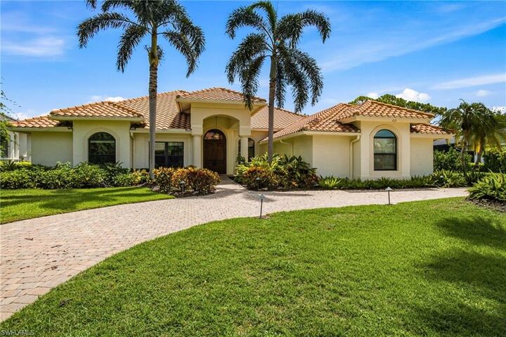 Property Photo:  212 Cheshire Way  FL 34110 