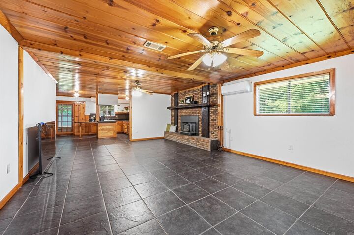 Property Photo: 17122 Carpenters Chapel Rd LA 70769