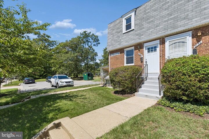 Property Photo:  2752 Iverson Street 71  MD 20748 