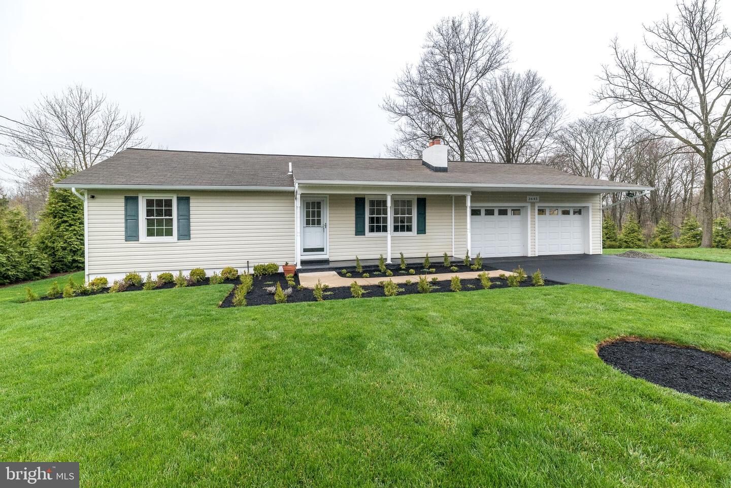 Property Photo:  3645 Applebutter Road  PA 18923 