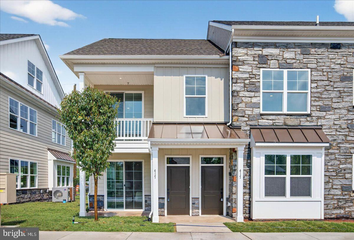 Property Photo:  401 Isabelle Court 101  PA 19438 