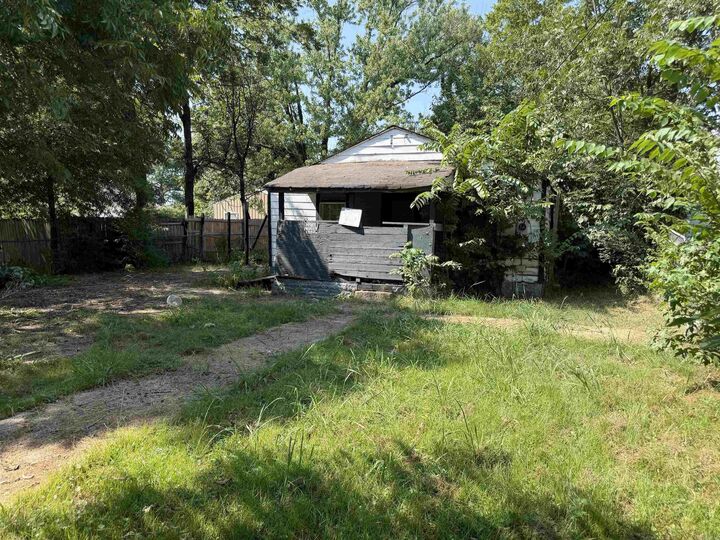 Property Photo:  522 W Forrest Street  AR 72401 