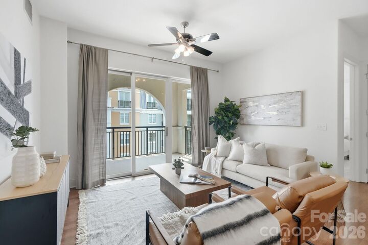 Property Photo: 4620 Piedmont Row Drive 609 NC 28210