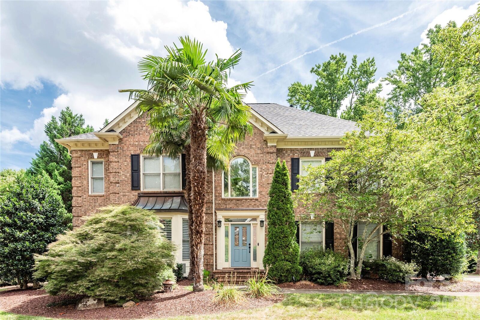 Property Photo: 11645 Stonebriar Drive NC 28277