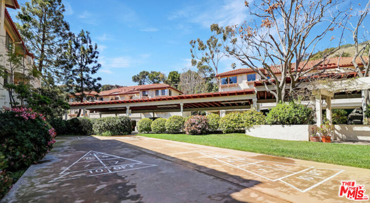 Property Photo:  501 Palisades Dr, Unit 103  CA 90272 