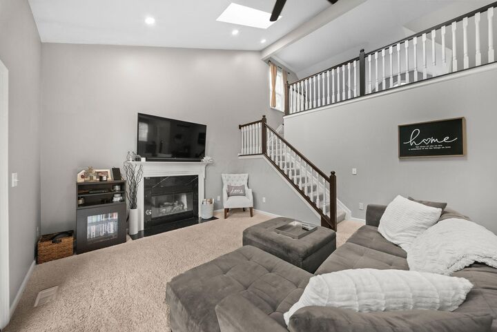Property Photo: 6851 Peachtree Circle OH 43082