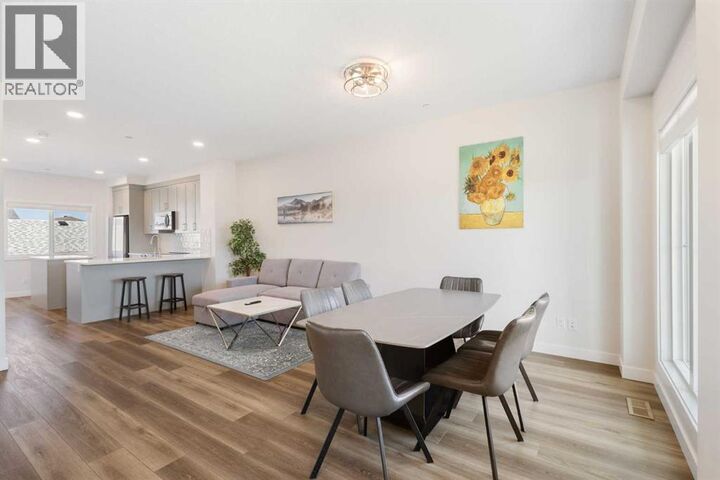 Property Photo:  251 Lucas Boulevard Northwest  AB T3P 1N1 