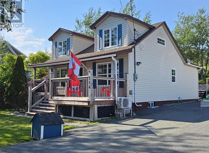 114 Front Road — photo 1