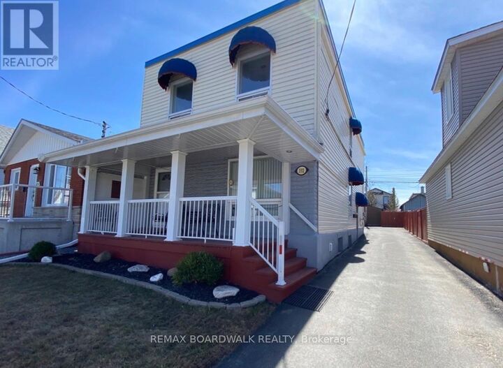 Property Photo:  332 Shakespeare Street 1  ON K1L 5M2 
